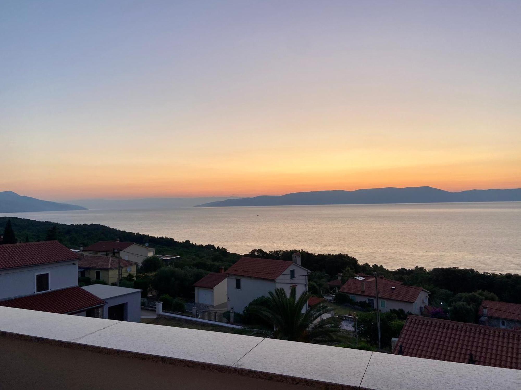 Apartments Villa Iva Ravni Zewnętrze zdjęcie